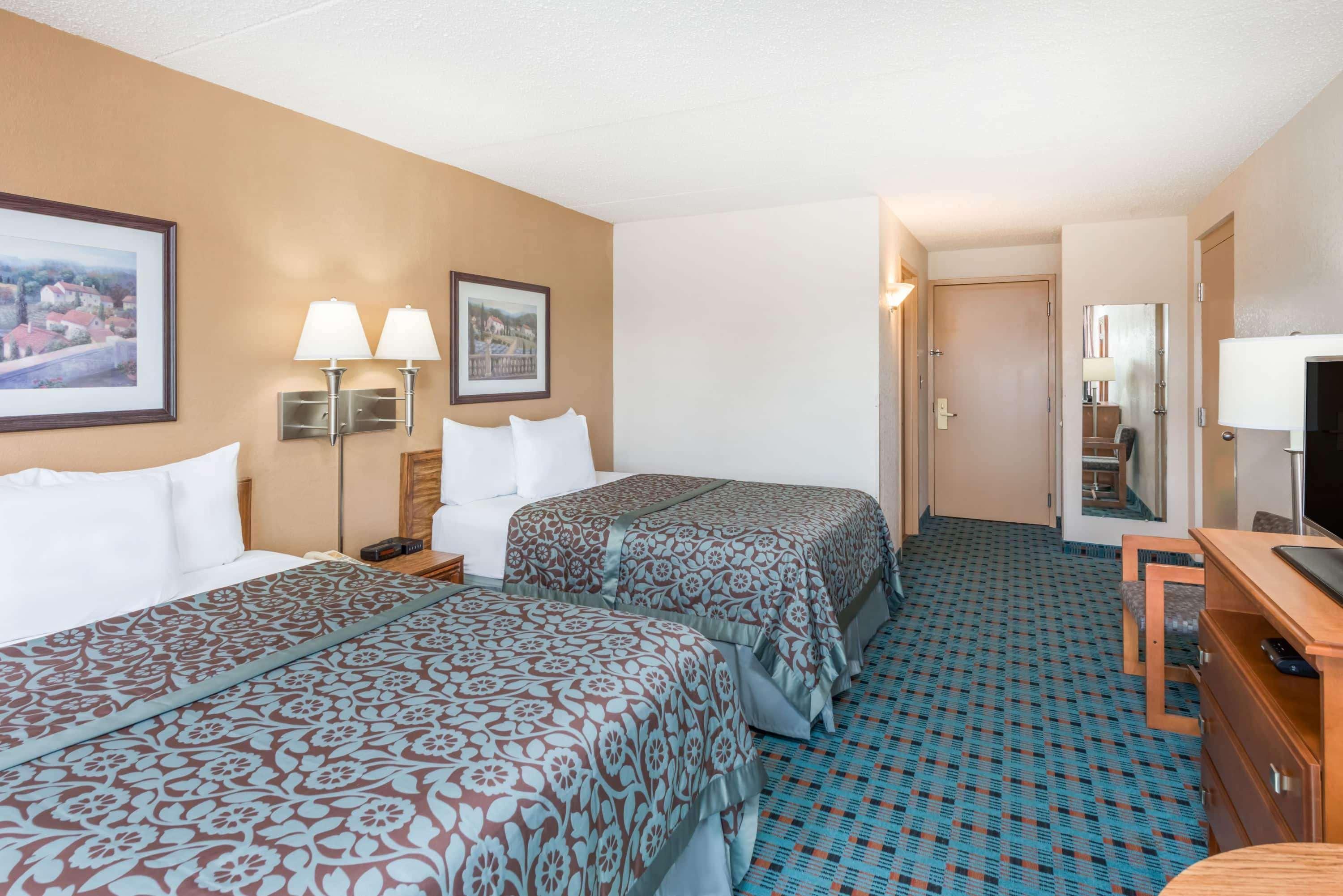 Days Inn By Wyndham Kirksville Exterior photo